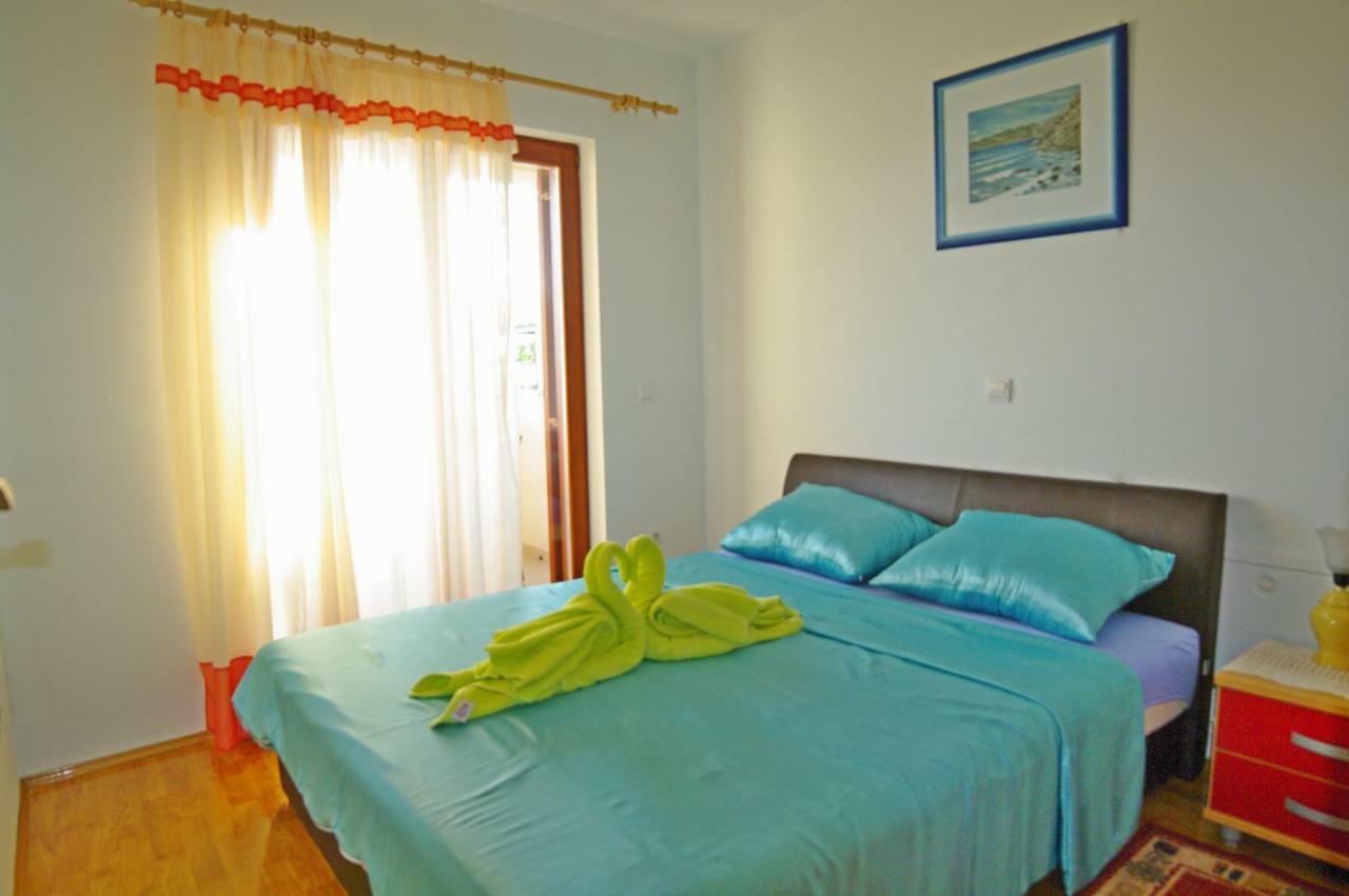Apartments Cezar Vinkuran Exterior photo